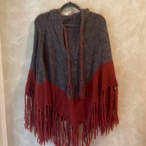 Hooded poncho from H&M